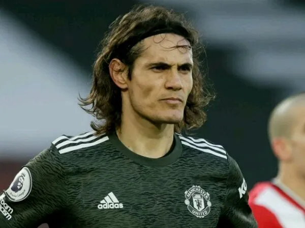 Roy Keane puji performa Edinson Cavani saat Manchester United hadapi kontra Southampton​