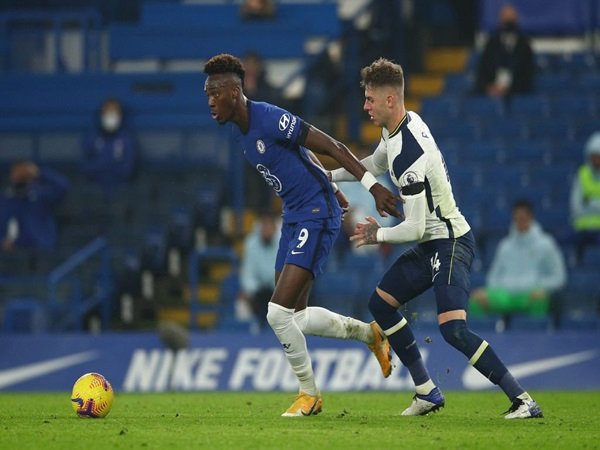 Joe Rodon Komentari Debutnya Saat Tottenham Tahan Imbang Chelsea