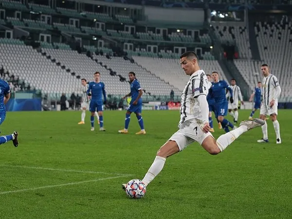 Juventus Bantai Dynamo Kiev, Cristiano Ronaldo Cetak Gol ke-750