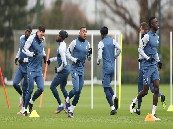 Mikel Arteta Klaim Tottenham Miliki Keuntungan Atas Arsenal Jelang Derby