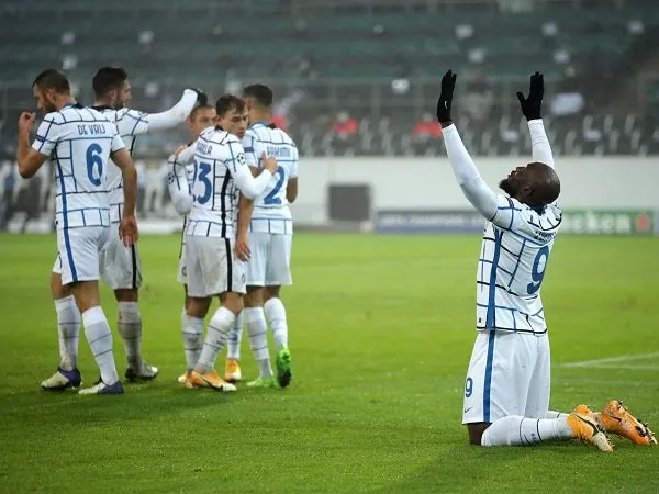 Inter Milan berusaha menjaga performa saat menjamu Bologna di Serie A.