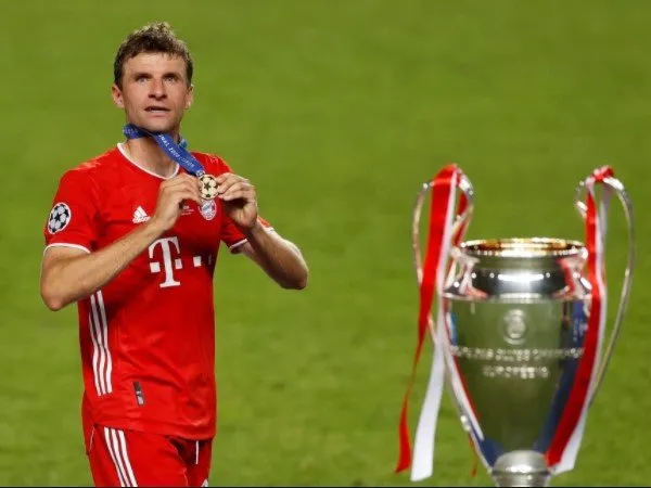 Thomas Muller Gelandang Serang Terbaik