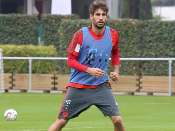 Javi Martinez Cedera Otot