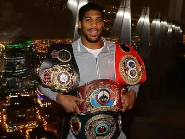 Petinju kelas beratAnthony Joshua. (Images: Getty)