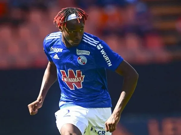 Mohamed Simakan jadi salah satu target Milan