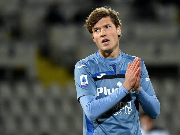 Milan Bakal Minta Striker Atalanta Saat Bahas Transfer Caldara dan Pessina