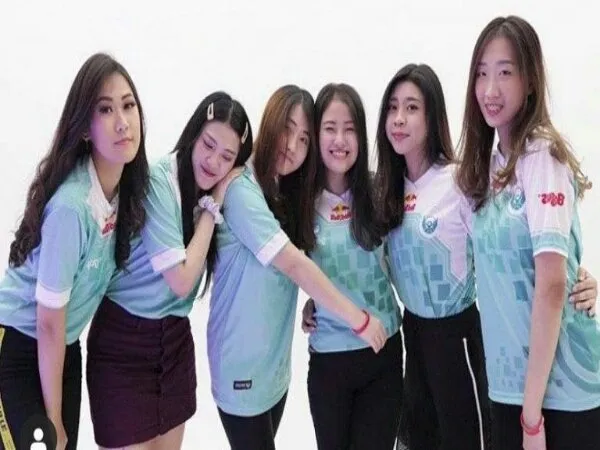 Ash dan Pixie Resmi Tinggalkan Belletron Battle Angles