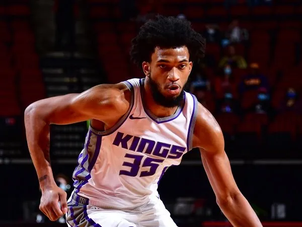 Marvin Bagley III pilih bungkam soal cuitan kontroversial dari ayahnya.