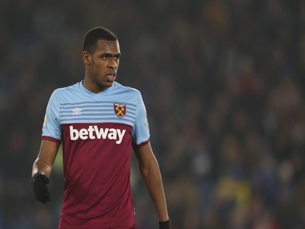 Mourinho Incar Servis Bek Tengah Terpinggirkan West Ham