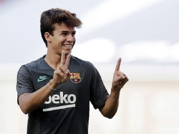 Gelandang muda Barcelona, Riqui Puig. (Getty Images)