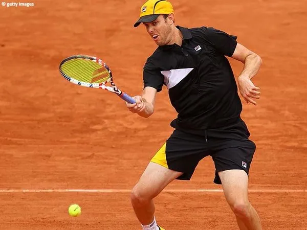 Sam Querrey khawatirkan dipisahkan dengan anak laki-lakinya jika tetap di Rusia setelah ia positif terinfeksi COVID-19