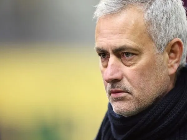 Liverpool bantu Marine, Mourinho beri tanggapan