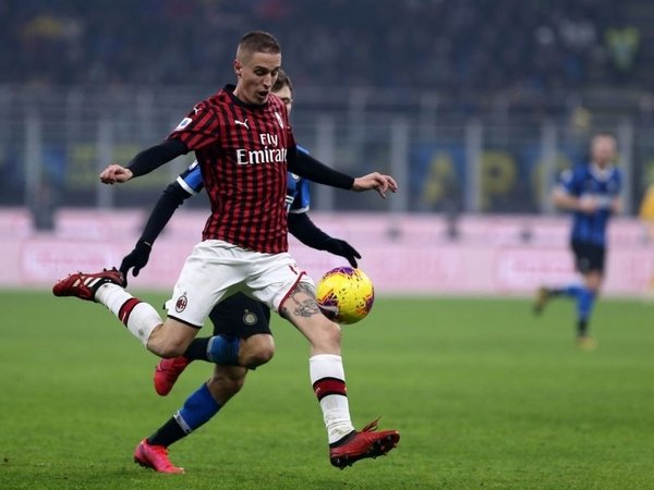 Tak Terpakai di AC Milan, Tiga Klub Serie A Rebutan Andrea Conti