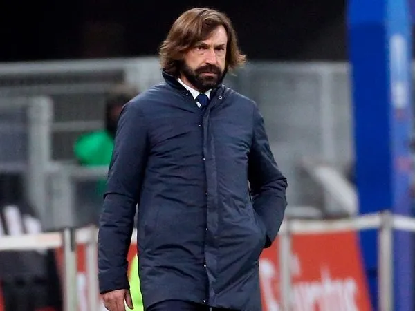 Andrea Pirlo antar Juventus mengalahkan Genoa di Coppa Italia.