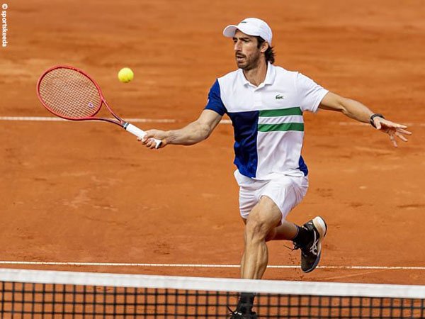 Latihan Unik Pablo Cuevas Selama Karantina Jelang Australian Open