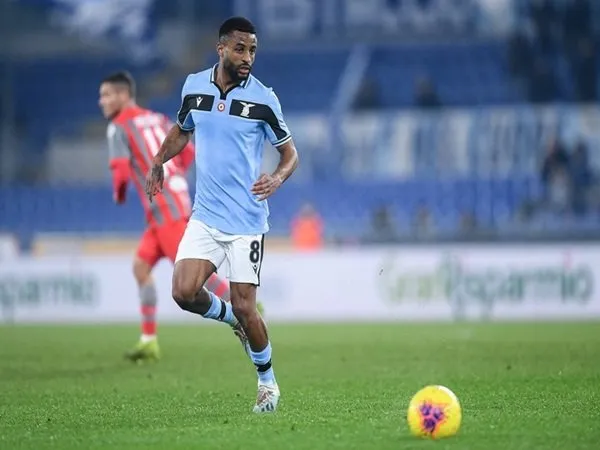 Gelandang tak terpakai Lazio ragu gabung Crotone