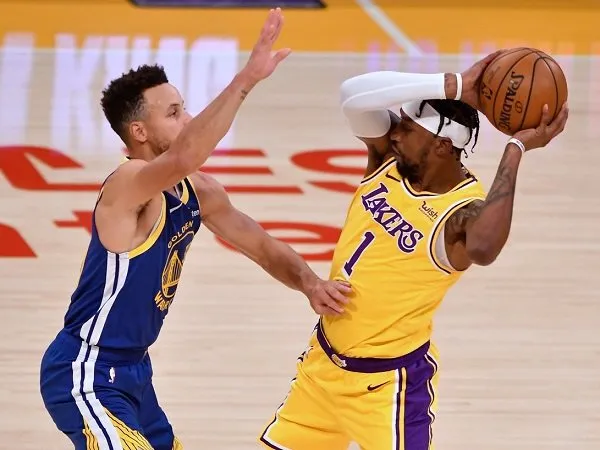 Los Angeles Lakers bertekad bangkit usai kalah memalukan dari Golden State Warriors.
