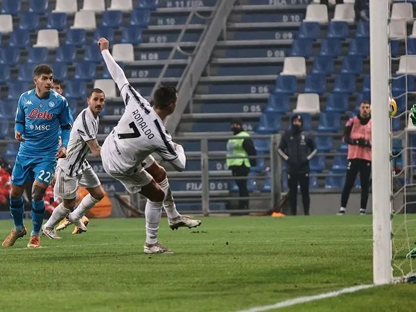 Juventus sukses hempaskan Napoli dengan skor 2-0 di Piala Super Italia.