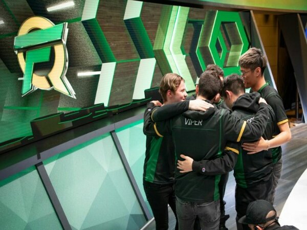 Josedeodo Datang, FlyQuest Akhirnya Menang di LCS Lock In 2021