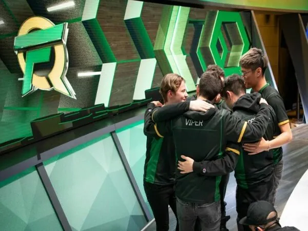 Josedeodo Datang, FlyQuest Akhirnya Menang di LCS Lock In 2021