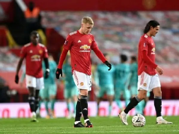 Bruno Fernandes mengaku bersimpati pada situasi Donny van de Beek di MU