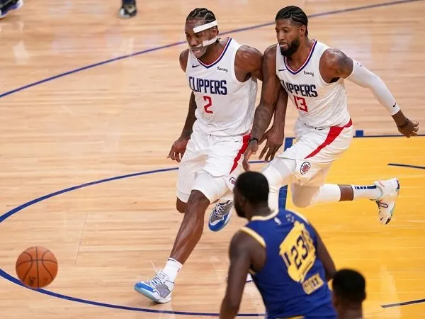 Paul George dan Kawhi Leonard absen bersamaan untuk ikuti protokol kesehatan NBA.