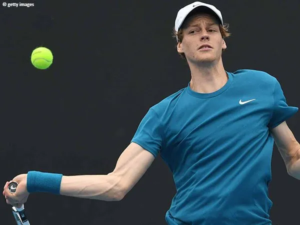 Jannik Sinner lolos ke babak ketiga Great Ocean Road Open 2021