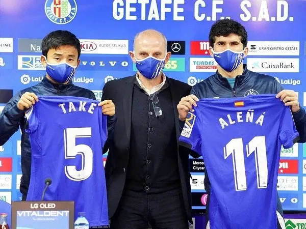 Getafe bisa permanenkan Carles Alena, namun belum tentu Takefusa Kubo.
