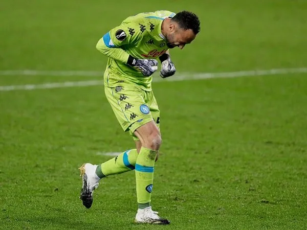 David Ospina memuji penampilan Napoli ketika hadapi Atalanta.