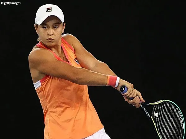 Ashleigh Barty sukses melaju ke semifinal turnamen pertamanya pada musim 2021