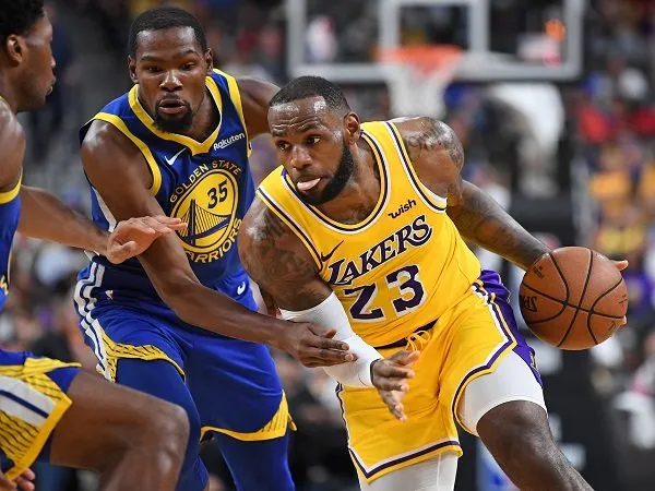 LeBron James dan Kevin Durant jadi pemain dengan voting terbanyak untuk All-Star Game.