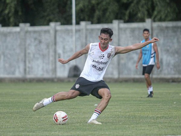 Komang Tri Bangga Dapat Berlatih dengan Tim Senior Bali United