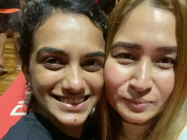 PV Sindhu Pindah Latihan di Akademi Jwala Gutta