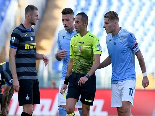 Lazio kontra Inter di leg pertama musim 2020/21