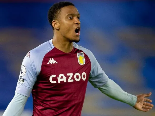 Tottenham Ikut Saingi Liverpool untuk Dapatkan Ezri Konsa