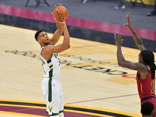 3 Pemain NBA Dengan Akurasi Three Point Terburuk Musim ini, Siapa Saja?