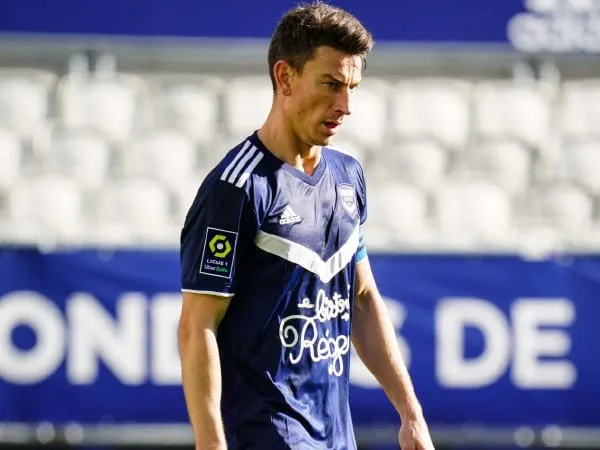 Koscielny Kritik Tekad Bermain Para Pemain Bordeaux