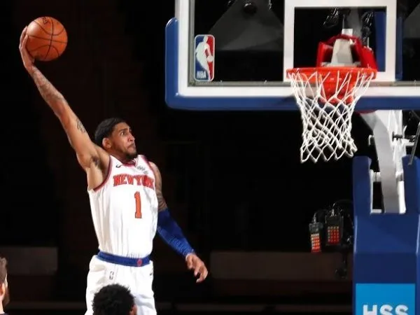 NBA Slam Dunk Contest 2021 diikuti oleh tiga nama pemain belia.