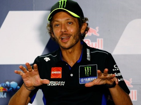 Sepeninggal Fausto Gresini, Valentino Rossi Peringatkan Bahaya Covid-19