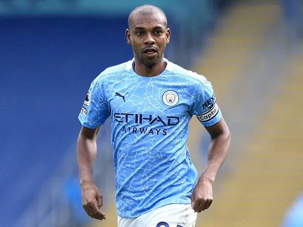 Kapten Manchester City, Fernandinho.