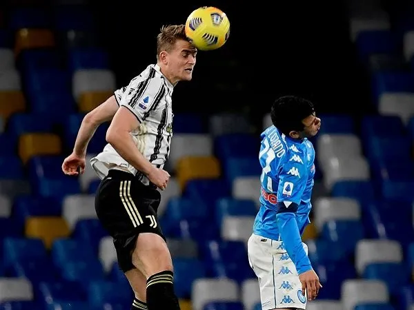 Laga Juventus kontra Napoli baru akan digelar pada bulan April.