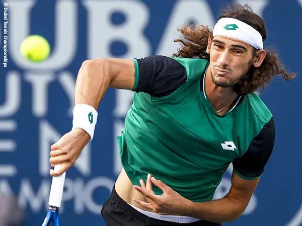 Lloyd Harris melaju ke final di Dubai musim 2021