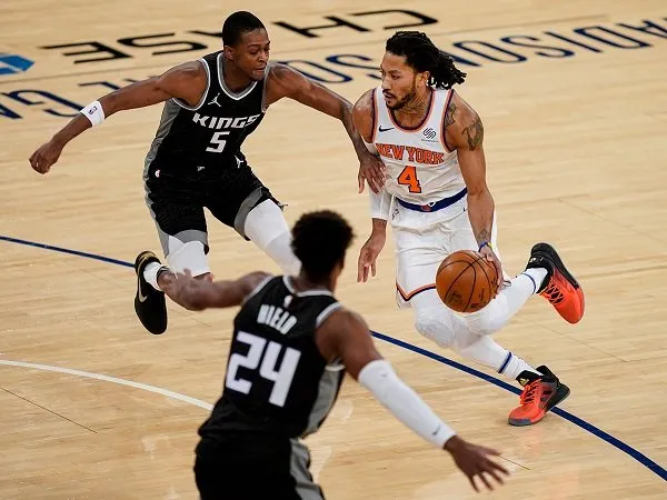 Derrick Rose ceritakan pengalaman pahitnya terpapar COVID-19.