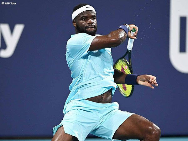 Frances Tiafoe Lulus Ujian Menantang Stefano Travaglia Di Miami