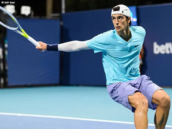 Lorenzo Musetti melangkah babak kedua Miami Open 2021