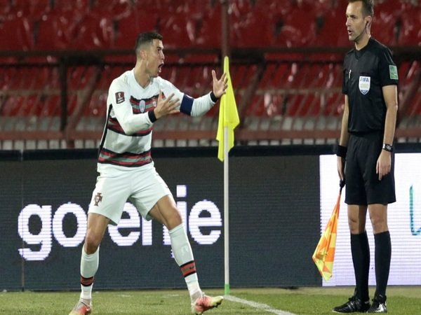 Wasit yang Anulir Gol Cristiano Ronaldo Akhirnya Minta Maaf