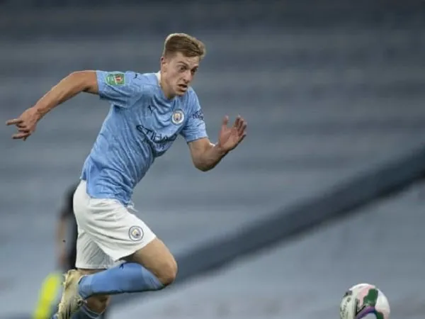 Real Madrid tertarik untuk memboyong pemain muda milik Manchester City, Liam Delap. (Images: Getty)
