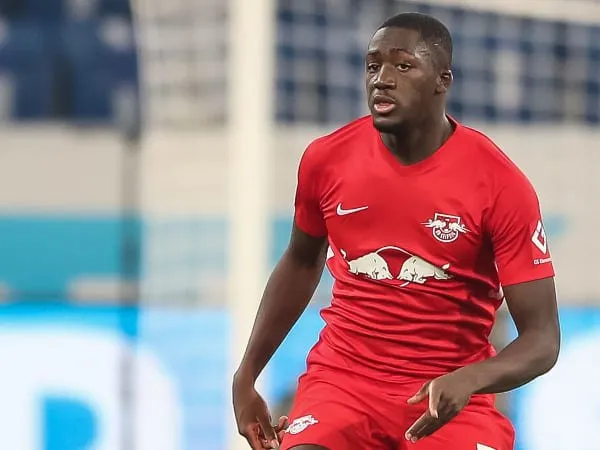 Konate Diisukan ke Liverpool, Sang Agen Akui Bisa Terjadi Deal Besar