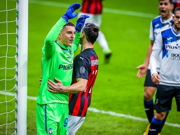 Milan Siapkan Tiga Target Gantikan Donnarumma