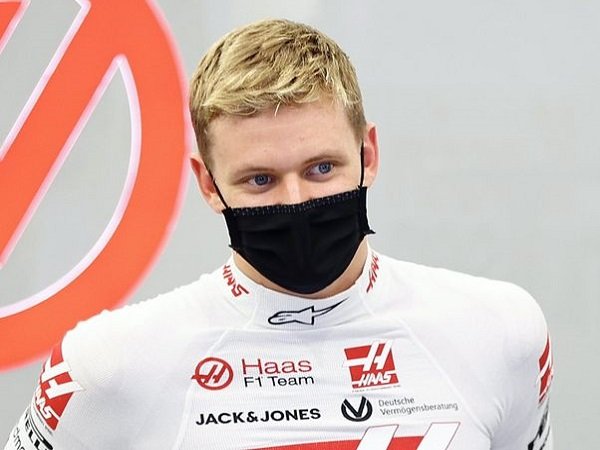 Eks Bos Mick Schumacher Bantah Titel F3 Hasil Kecurangan